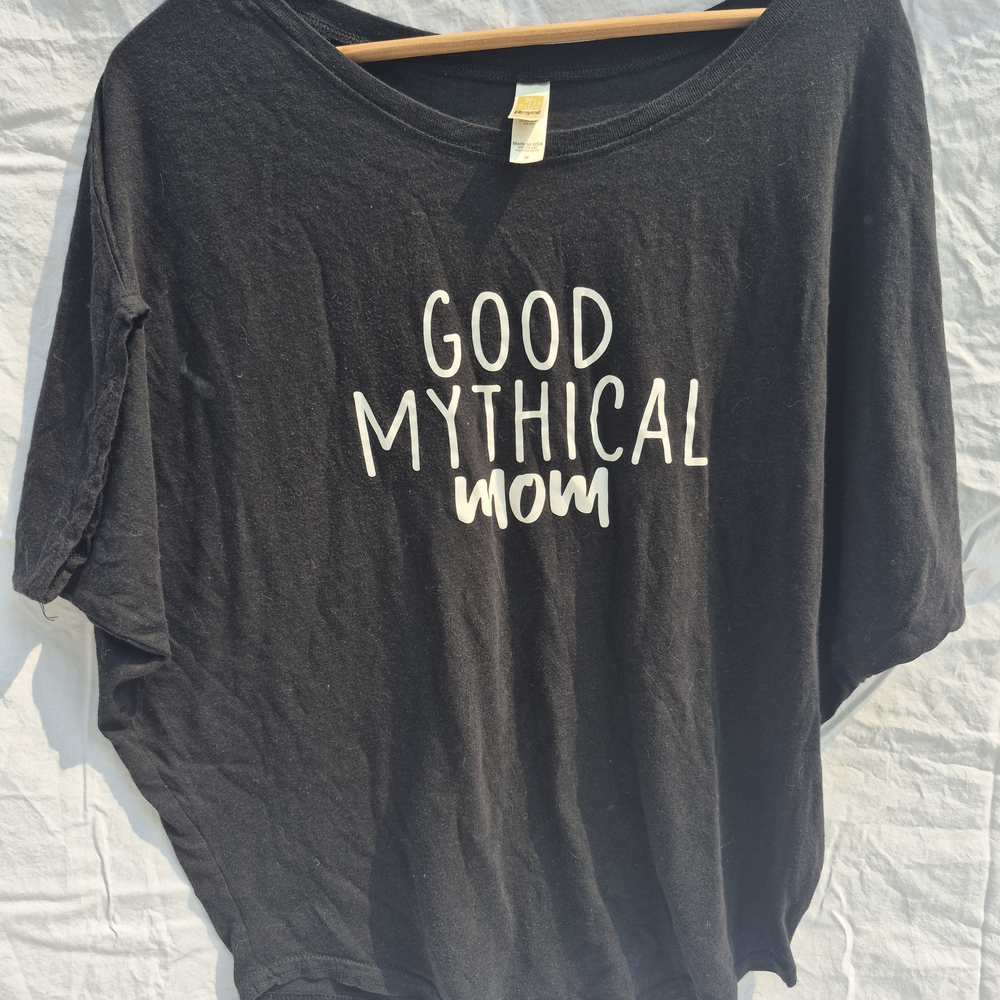 Black Boxy 3/4 Sleeve Relaxed Tee